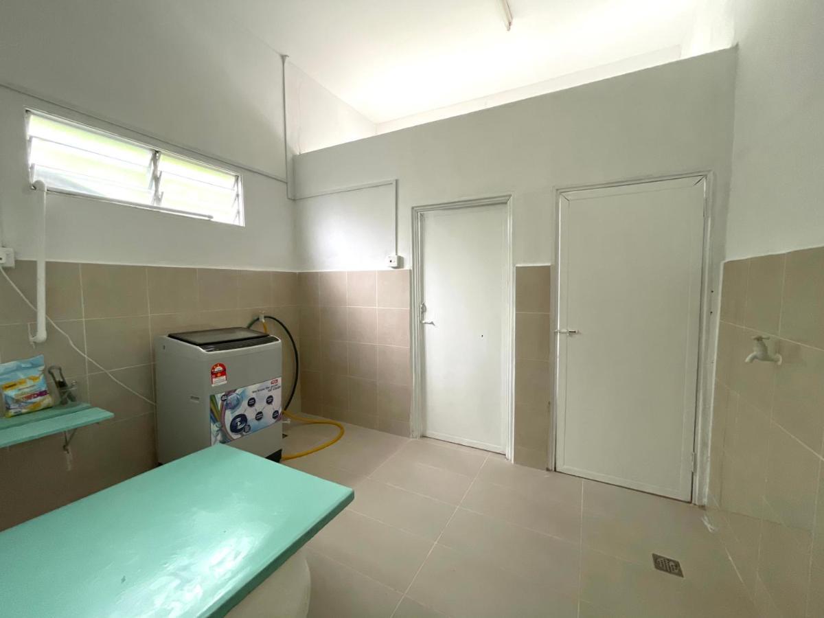 Cosy Little Home Near To The Town Pasir Puteh Exterior photo