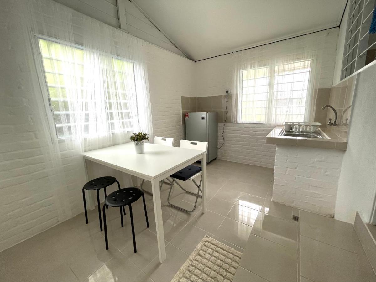 Cosy Little Home Near To The Town Pasir Puteh Exterior photo